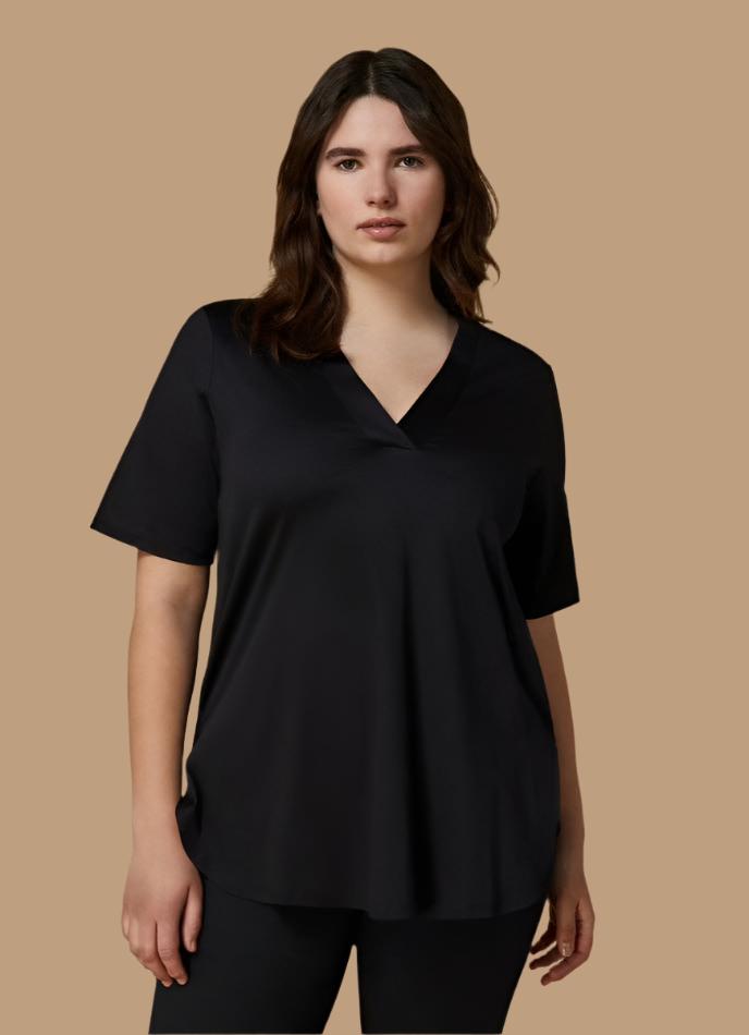 BLACK VISCOSE T-SHIRT