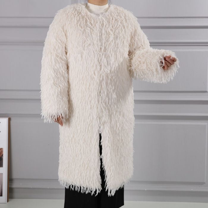 Title: Luxe Shaggy Faux Fur Coat