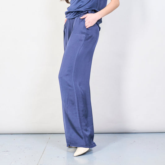 Elegant high waisted, wide leg satin trouser.