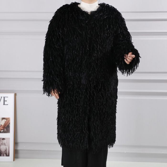 Title: Luxe Shaggy Faux Fur  Coat