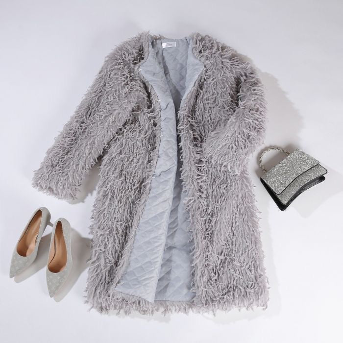 Title: Luxe Shaggy Faux Fur  Coat